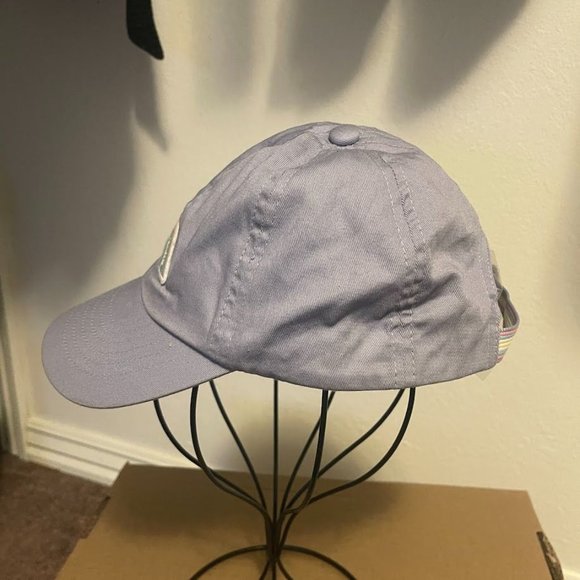 Under Armour‎ Rainbow Embroidered Cap With Adjustable Strap - Picture 11 of 16